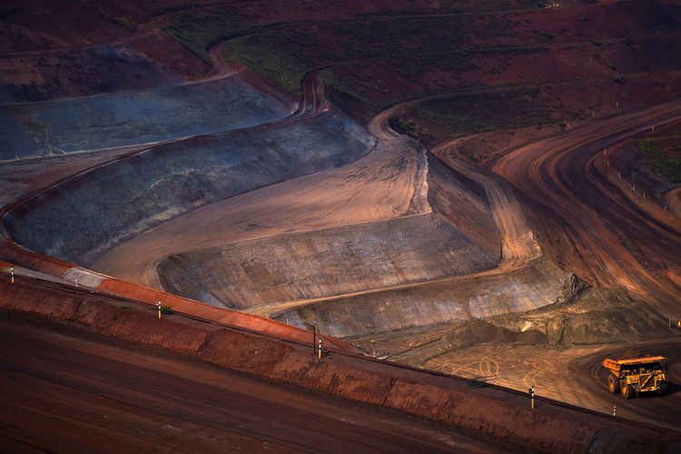 China iron ore futures extend gains on demand hopes
