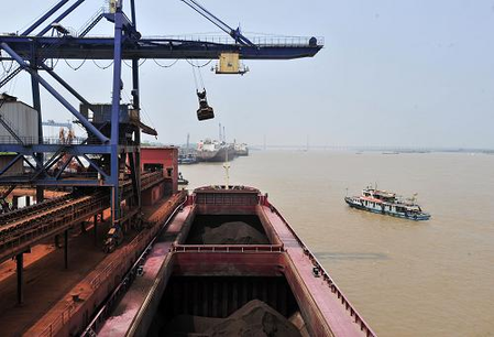 China’s Nov iron ore imports up 4% on month