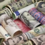 Yuan Traders Most Bearish in Almost Four Months as Costs Surge