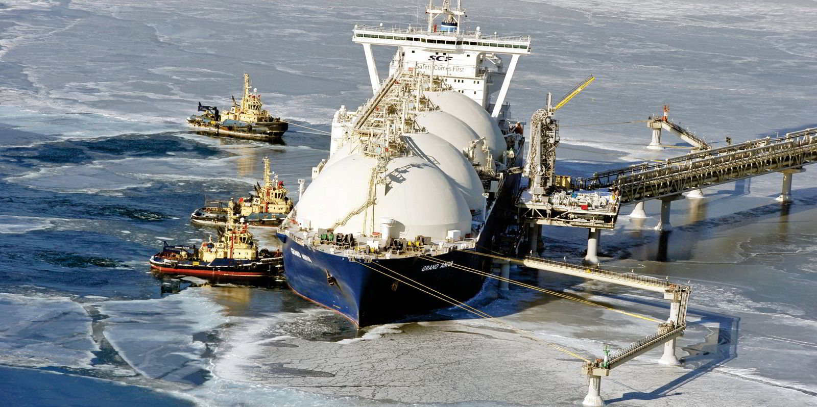 Russian LNG Cargoes to Europe Disrupted by Looming Port Bans