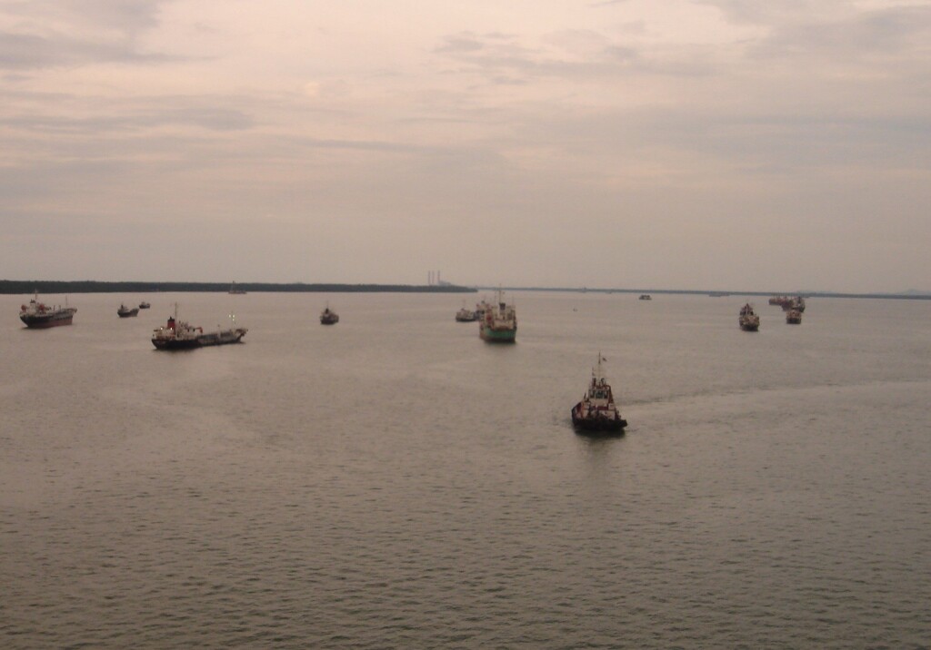 Baltic dry bulk index doubles in November on robust vessel demand