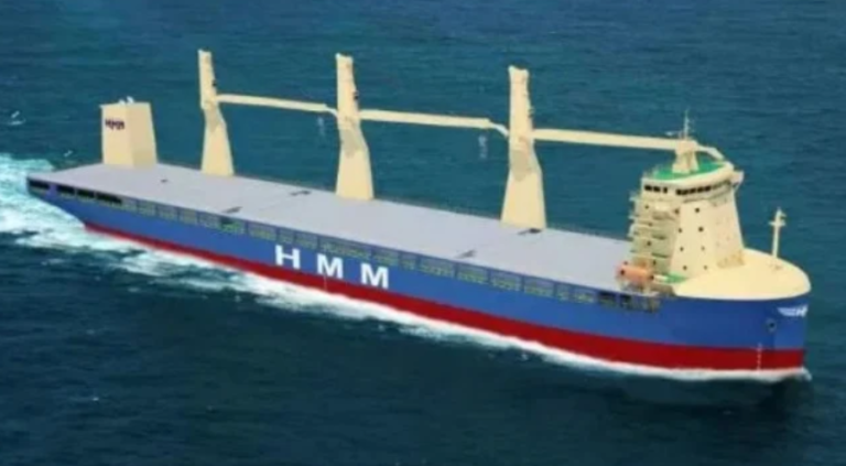 HMM orders four multi-purpose heavy-lift ships