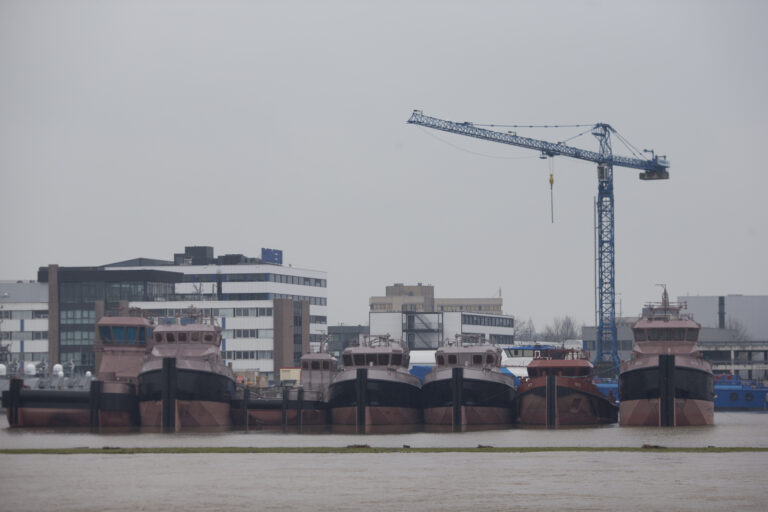 Shipbuilder Damen sues Dutch government over Russia sanctions