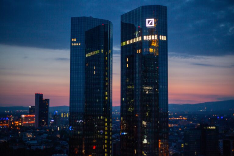 Deutsche Bank sets emissions targets for coal, cement, shipping clients