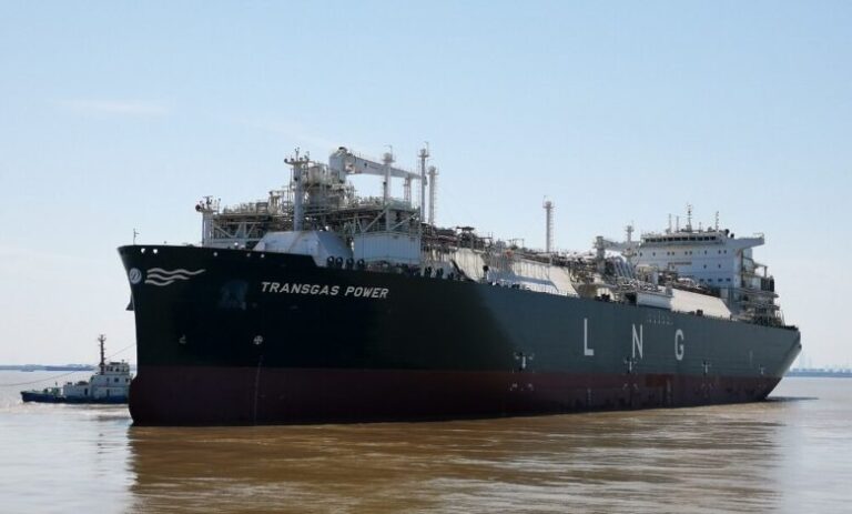 Energos Infrastructure buys two FSRUs from Dynagas
