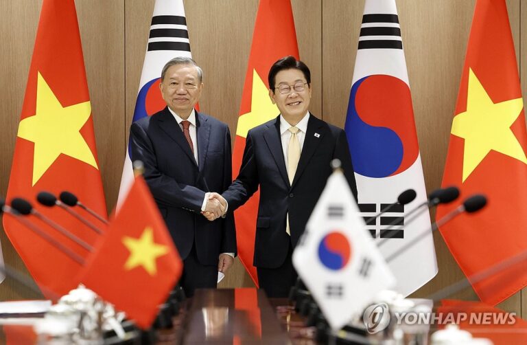 Seoul to begin pilot operations on Arctic shipping routes in 2026