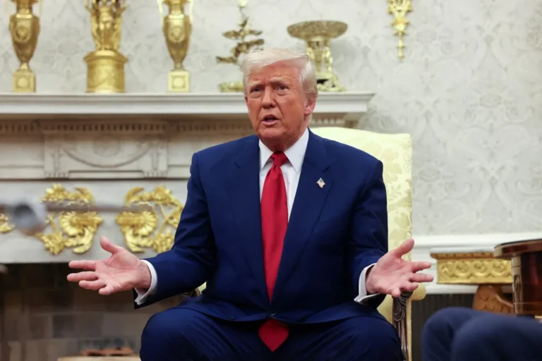 Trump Weighs Russian Oil Sanctions Relief as Hormuz Disruption Sends Prices Soaring